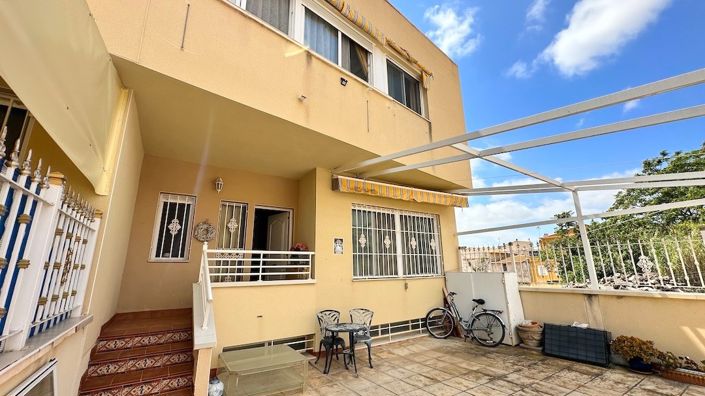 Image No.1-3 Bed Property for sale