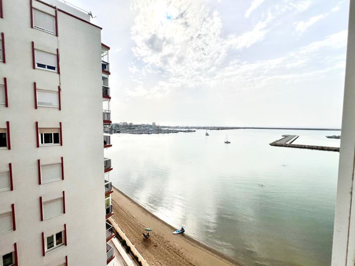 Image No.1-3 Bed Apartment for sale