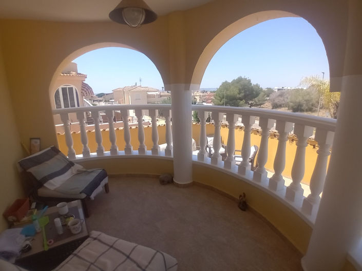 Image No.1-3 Bed Villa for sale