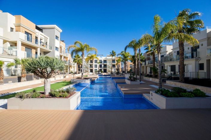 Image No.1-2 Bed Townhouse for sale