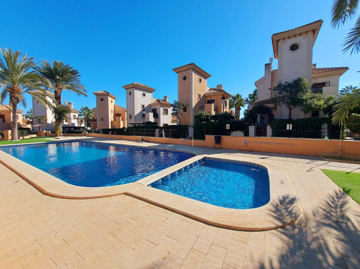 Image No.1-3 Bed Townhouse for sale