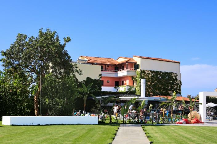 Image No.4-Un hôtel à vendre à Sissi