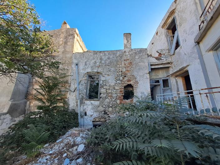 Image No.2-House for sale