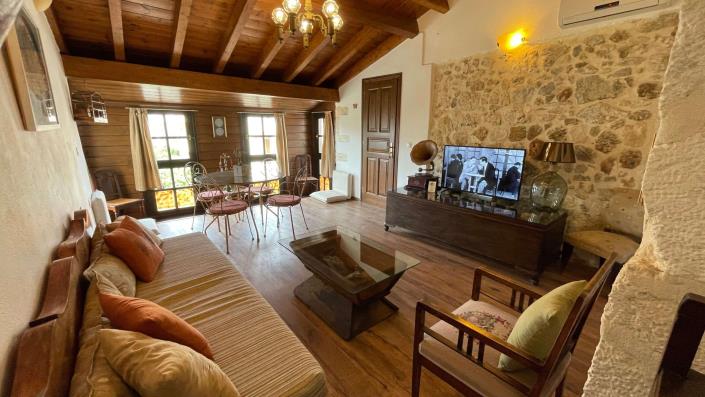 Image No.2-Maison de 4 chambres à vendre à Rethymnon