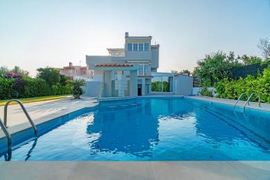 Image No.1-5 Bed Villa for sale