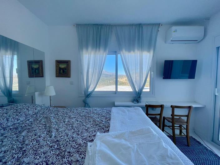 Image No.24-3 Bed Maisonette for sale