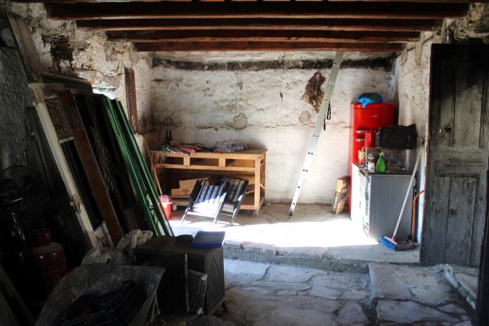 Image No.11-3 Bed House for sale