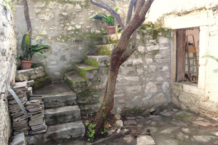 Image No.3-3 Bed House for sale