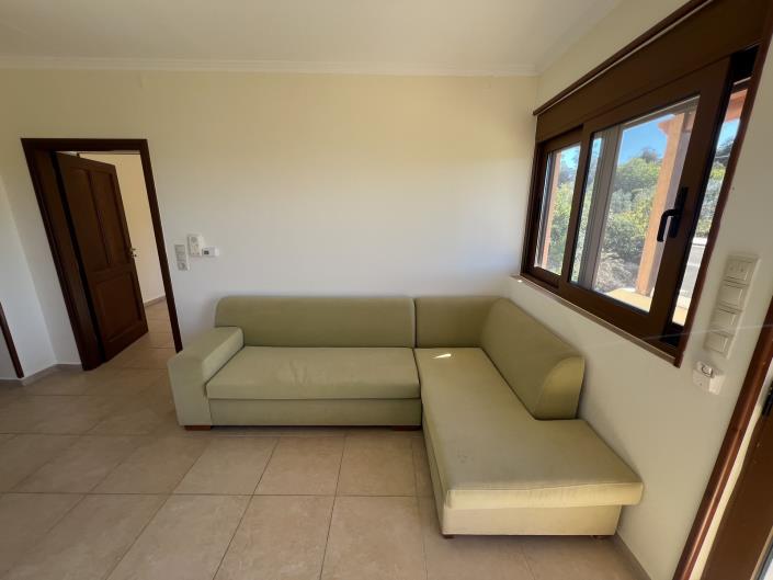 Image No.10-4 Bed House for sale