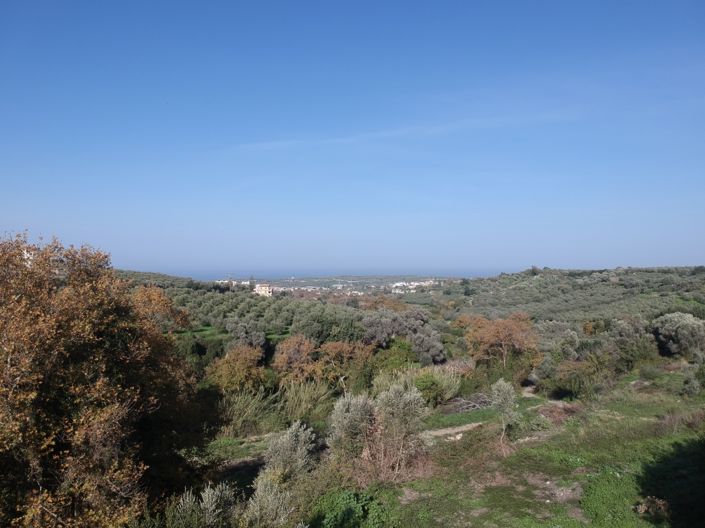 Image No.10-2 Bed Property for sale