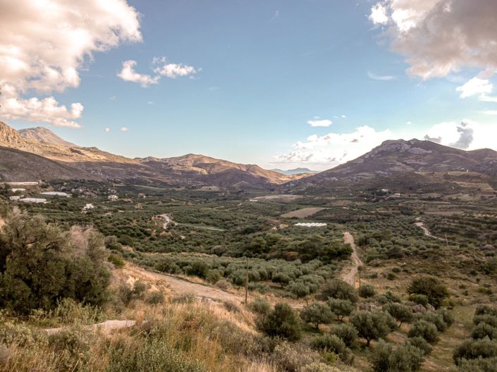 Image No.8-3 Bed Property for sale