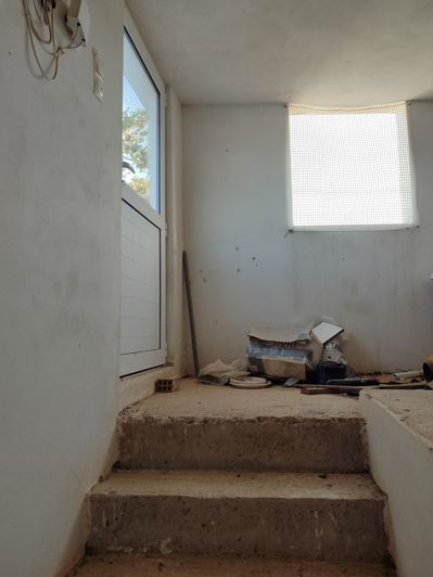 Image No.18-3 Bed Apartment for sale