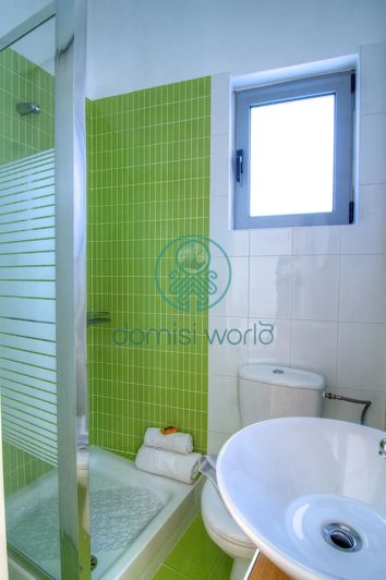 Image No.17-5 Bed House for sale