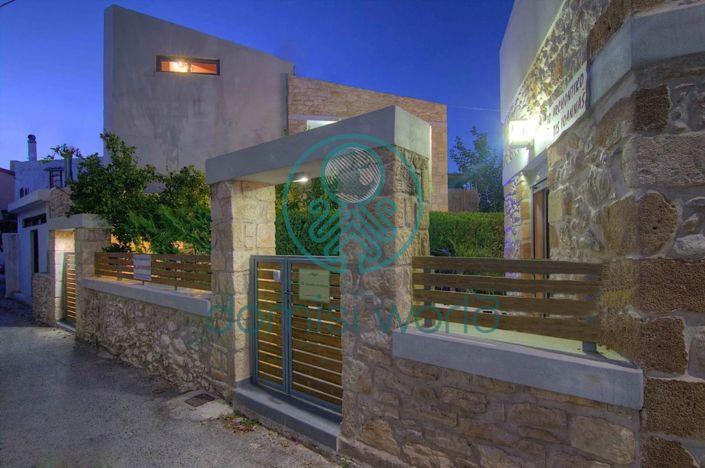 Image No.2-5 Bed House for sale