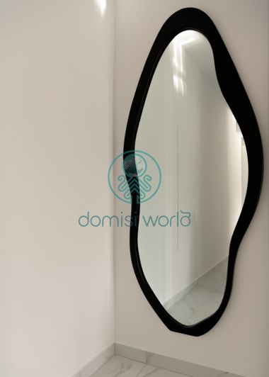 Image No.17-6 Bed Property for sale