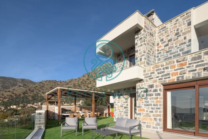 Image No.33-6 Bed Property for sale