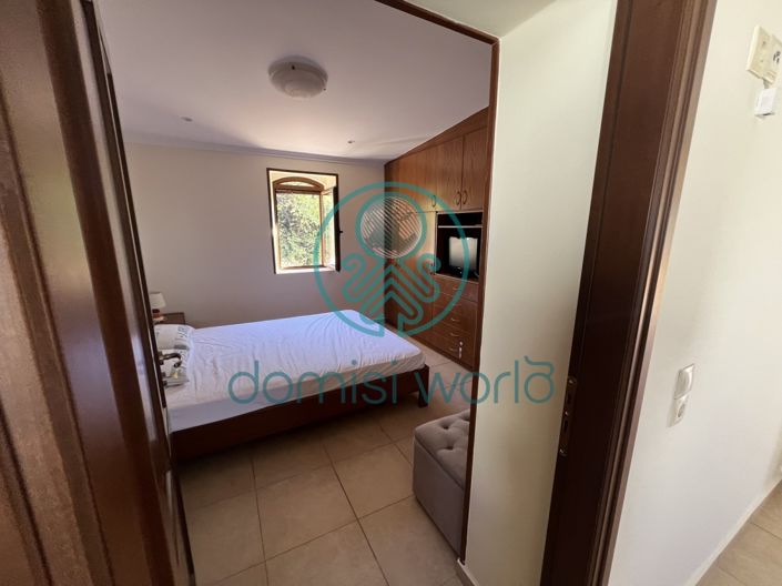 Image No.16-4 Bed House for sale