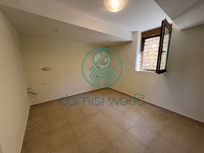 Image No.20-4 Bed House for sale