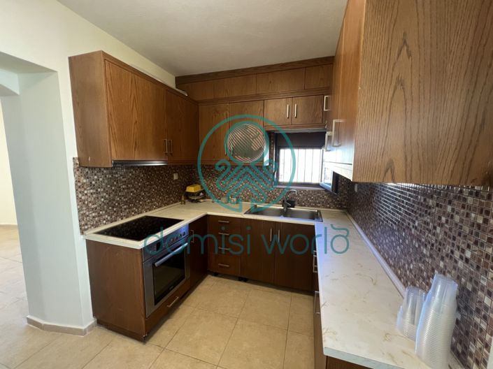 Image No.24-4 Bed House for sale