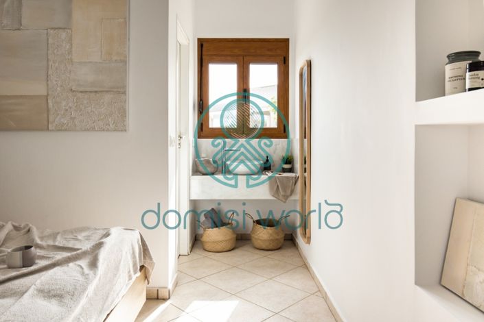 Image No.2-8 Bed Apartment for sale