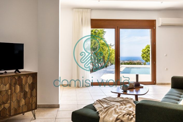 Image No.7-8 Bed Apartment for sale