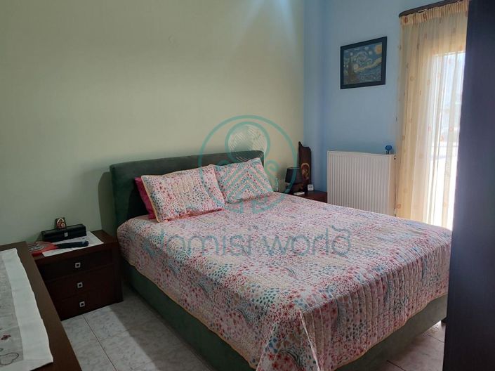Image No.17-6 Bed House for sale
