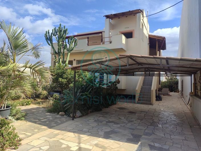 Image No.3-6 Bed House for sale