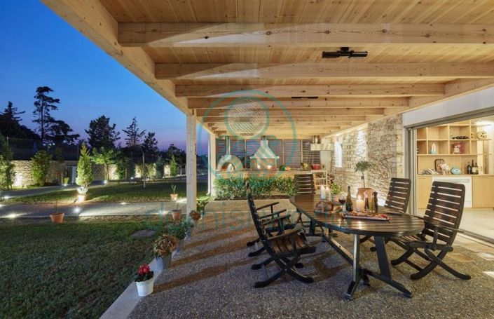 Image No.5-6 Bed Villa for sale