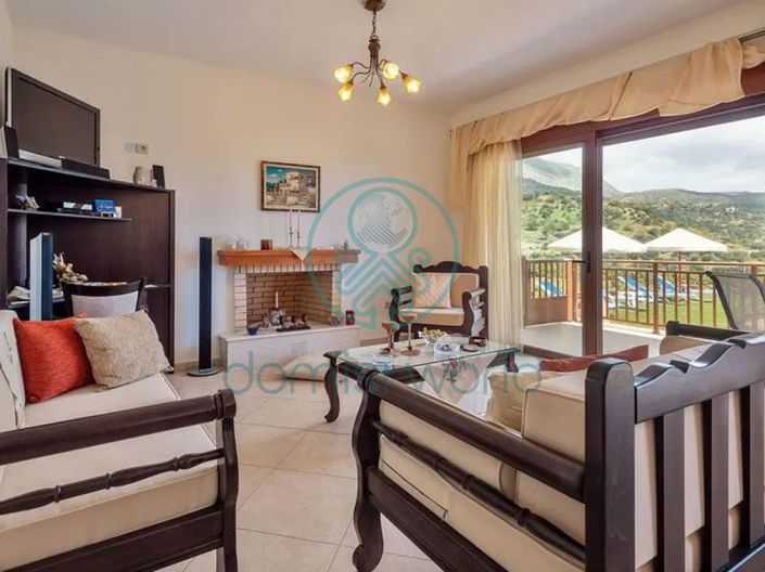 Image No.6-Villa de 4 chambres à vendre à Triopetra