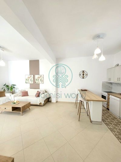 Image No.7-2 Bed House for sale