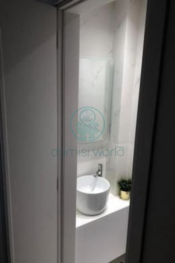 Image No.9-3 Bed Apartment for sale