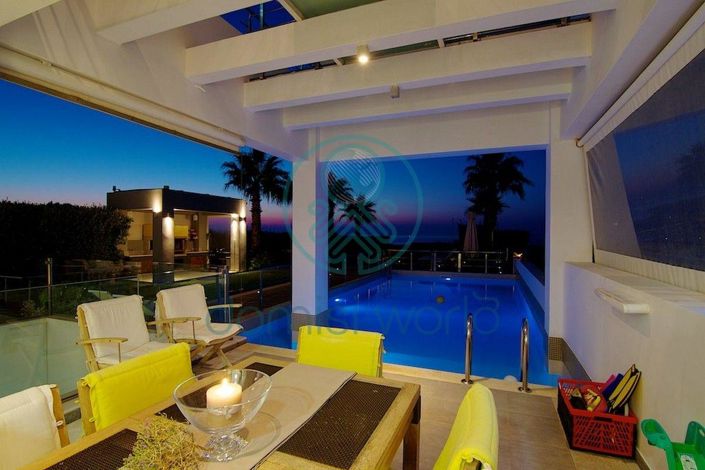 Image No.4-6 Bed Villa for sale