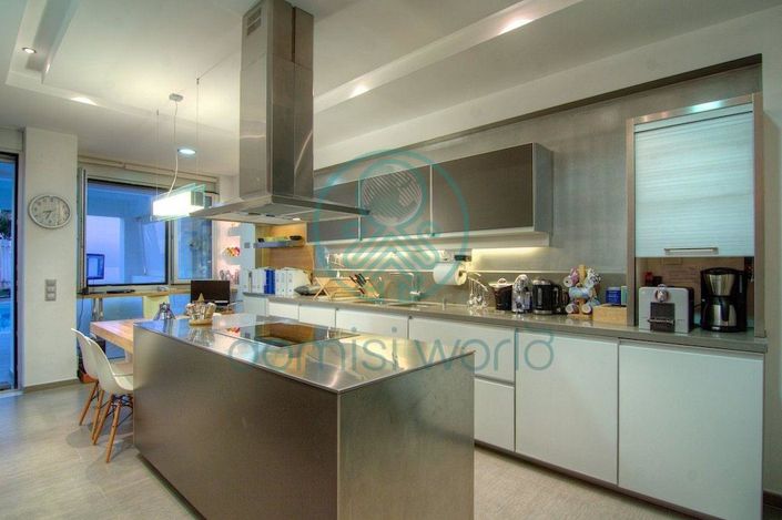 Image No.5-6 Bed Villa for sale