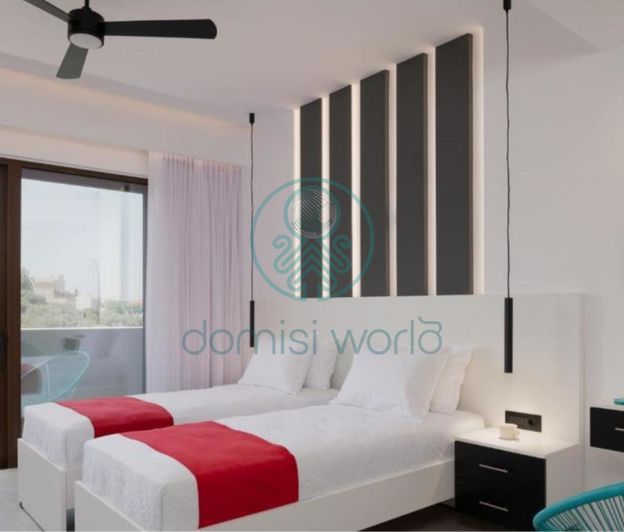 Image No.3-4 Bed Villa for sale