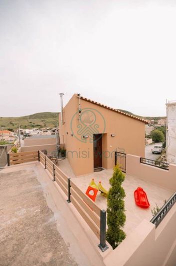 Image No.6-Maison de 3 chambres à vendre à Grèce