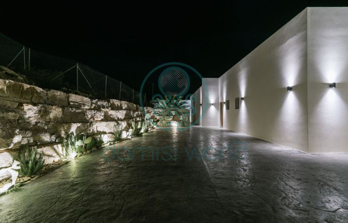 Image No.16-4 Bed Villa for sale