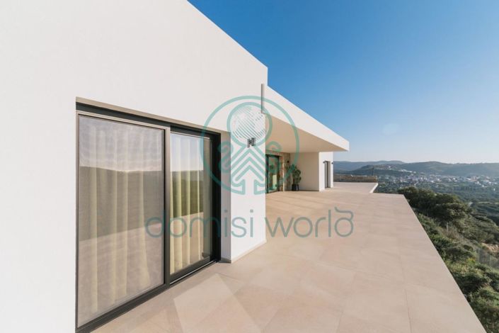 Image No.4-4 Bed Villa for sale