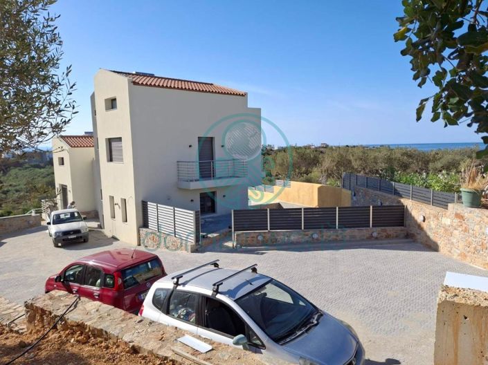 Image No.5-3 Bed Villa for sale