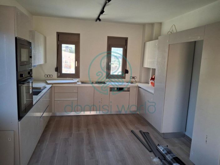 Image No.7-3 Bed Villa for sale