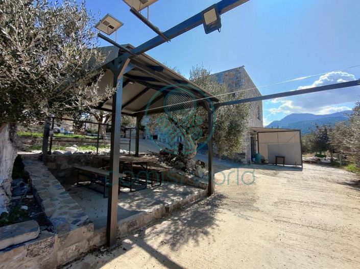 Image No.5-Villa de 5 chambres à vendre à Vrachasi