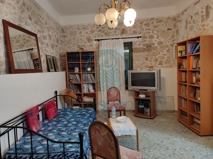 Image No.8-3 Bed Maisonette for sale