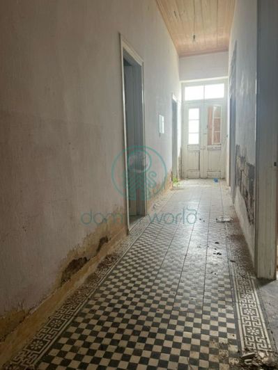 Image No.9-3 Bed House for sale