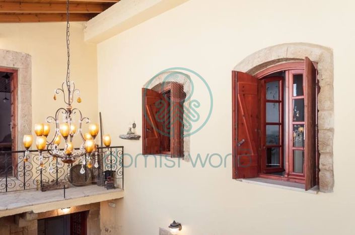 Image No.12-4 Bed House for sale