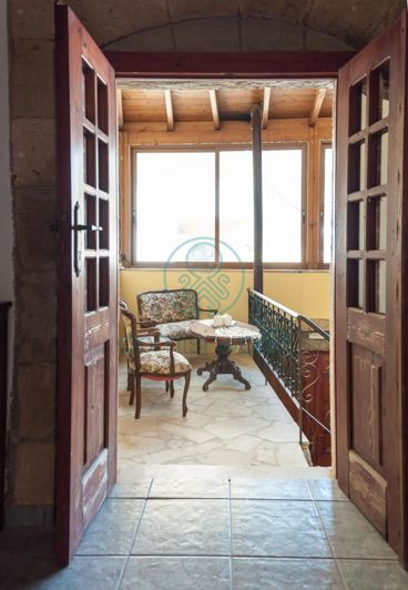 Image No.15-4 Bed House for sale