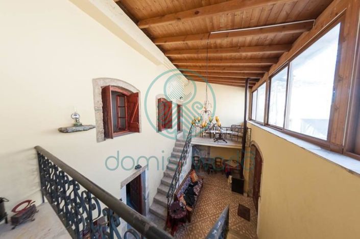 Image No.6-4 Bed House for sale