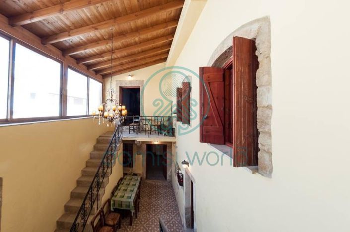 Image No.8-4 Bed House for sale