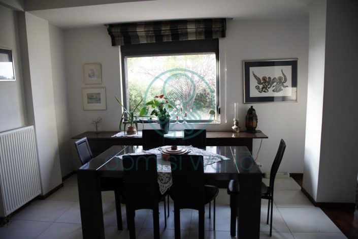 Image No.11-4 Bed Villa / Detached for sale