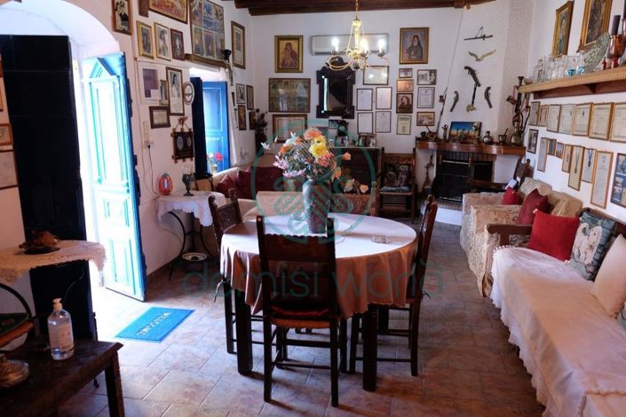 Image No.10-3 Bed House for sale