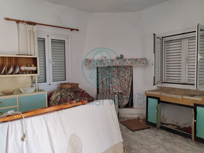 Image No.21-4 Bed House for sale