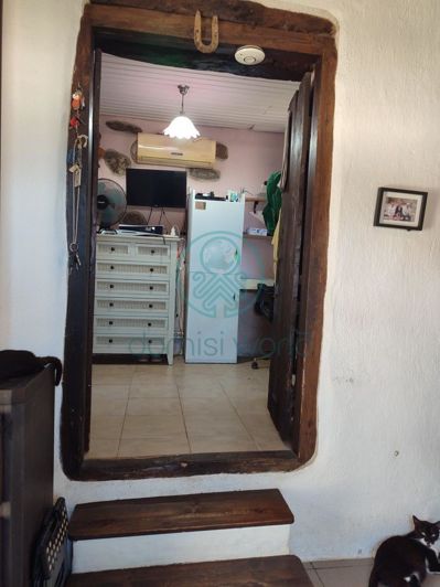 Image No.16-2 Bed Maisonette for sale